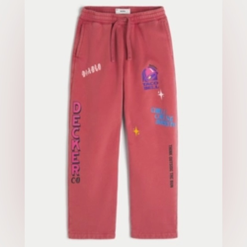Hollister x Taco Bell Graphic Baggy Sweatpants; Washed Red XS - Picture 3 of 3